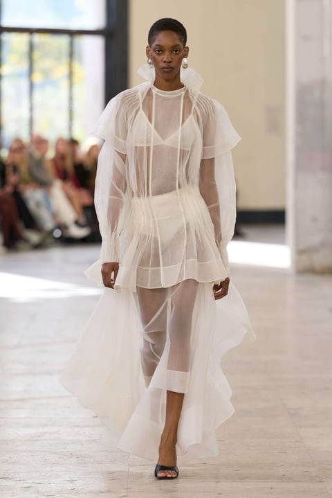 Runway reference — AJE